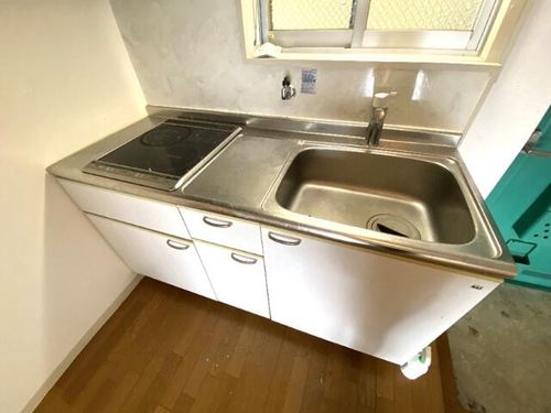 エバーグリーン新大阪のキッチン