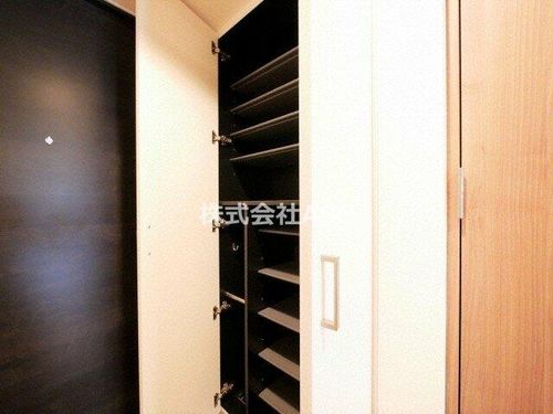 プレサンス谷町キャトル502の内装