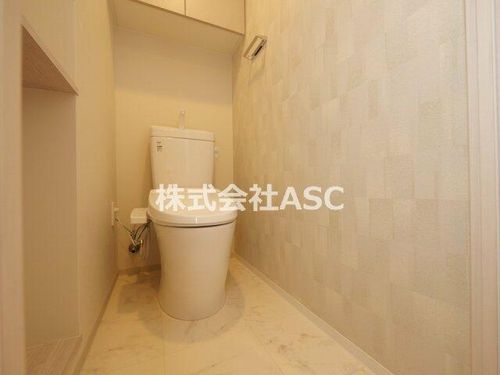 コンフォリア・リヴ北浜淡路町1503の内装