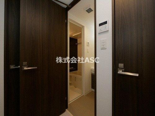 エグゼ上町台802の内装