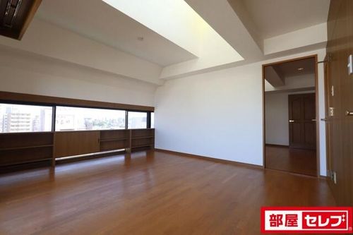 Cent Bouno901の内装