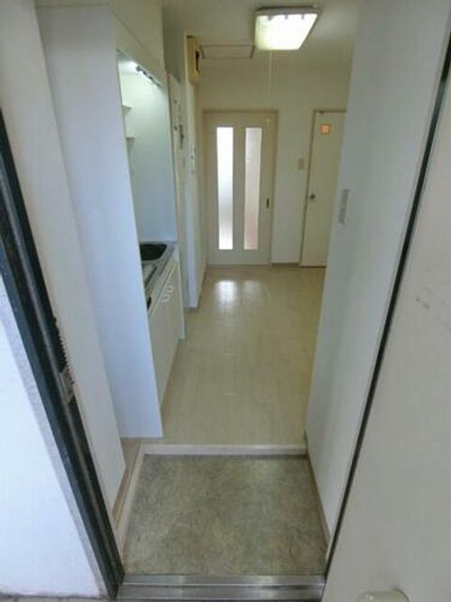 大阪府大阪市旭区今市1丁目(マンション)の賃貸物件の玄関