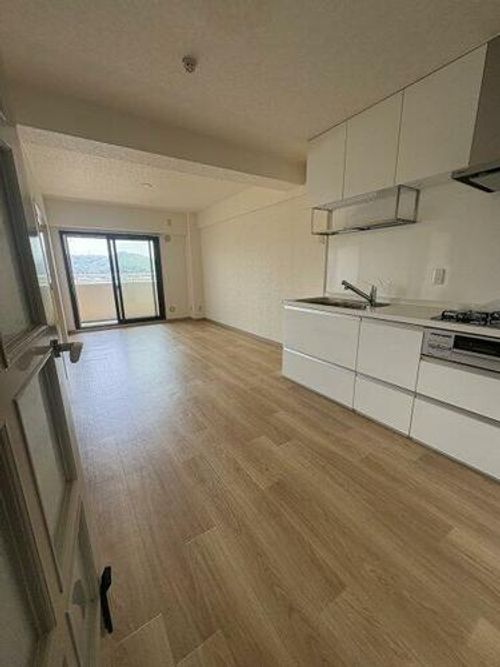 藤和しらさぎハイタウンB棟1107の居間