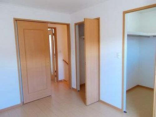 ウッドパストラルⅡ202の居間