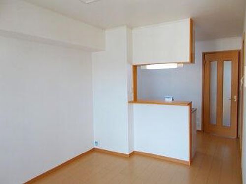 ウッドパストラルⅡ202の居間