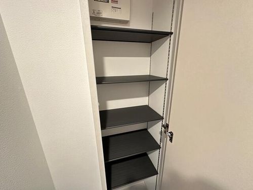 オルセーフラット西町南の玄関