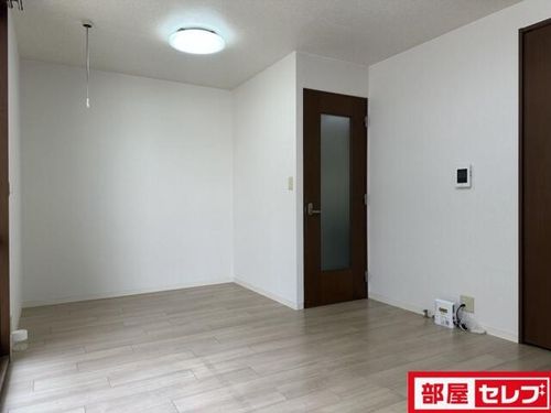 フォーブル平和が丘202の内装