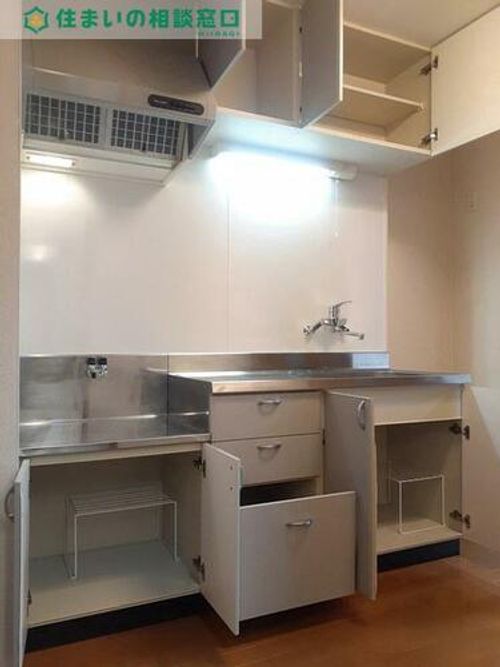 愛知県高浜市神明町2丁目(マンション)の賃貸物件のキッチン