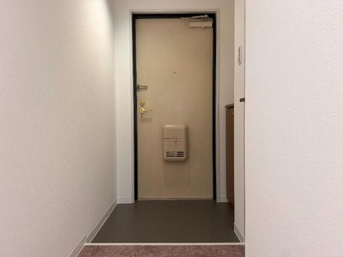 サンライフ上住吉の玄関