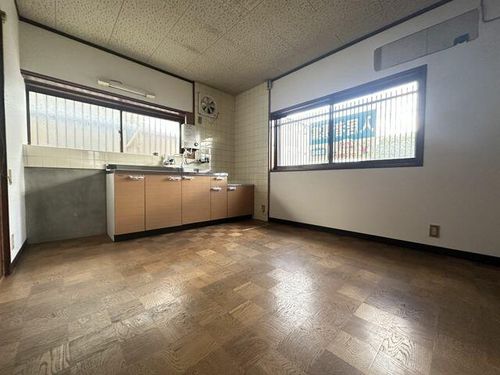 兵庫県姫路市飾磨区加茂北(一戸建)の賃貸物件の居間