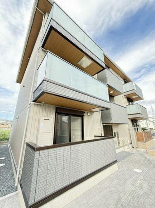 GRAMM六地蔵C棟の外観