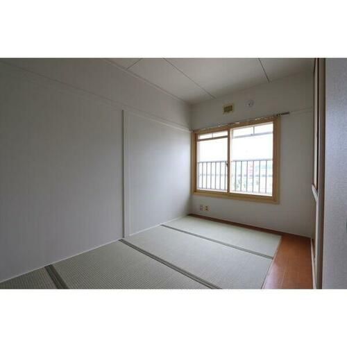 ビレッジハウス川沿3号棟の内装