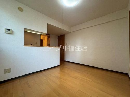 グランジェ月寒公園の居間