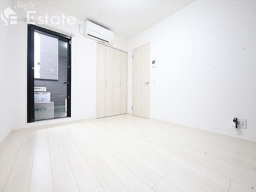 愛知県名古屋市中川区草平町1丁目(アパート)の賃貸物件の居間