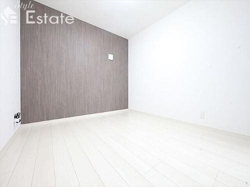 愛知県名古屋市中川区草平町1丁目(アパート)の賃貸物件の居間