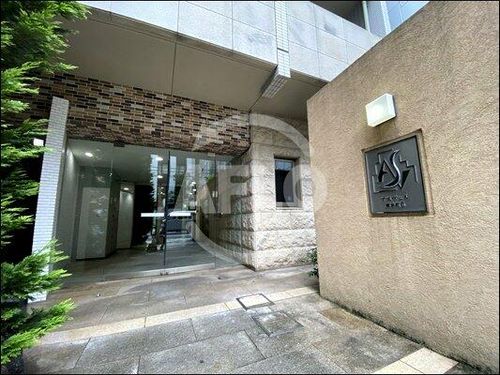 アスヴェル東本町Ⅱの玄関