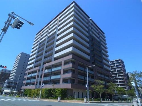 アンピール姪浜駅南の外観