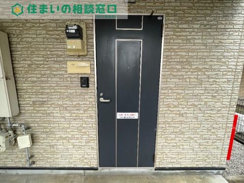 愛知県額田郡幸田町大字菱池字下田(アパート)の賃貸物件の玄関