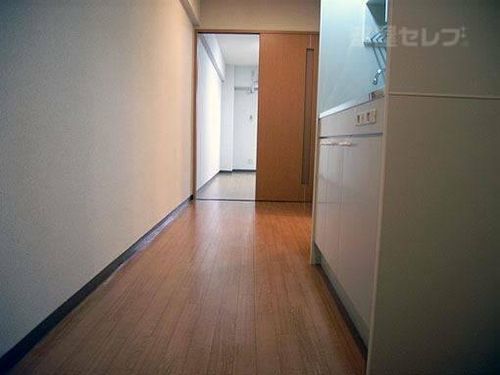 ベルネージュ401の玄関