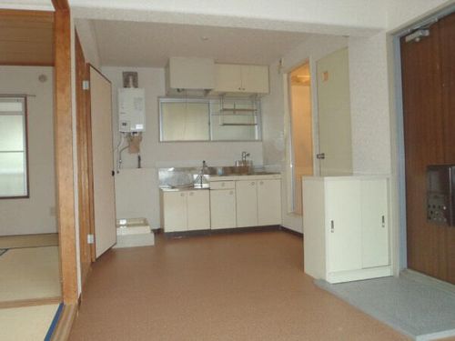 京都府京都市上京区元真如堂町(マンション)の賃貸物件101の居間