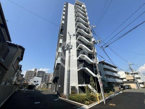 アドバンス大阪ビヤンの外観