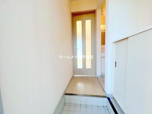 北海道札幌市手稲区前田七条14丁目(アパート)の賃貸物件の玄関