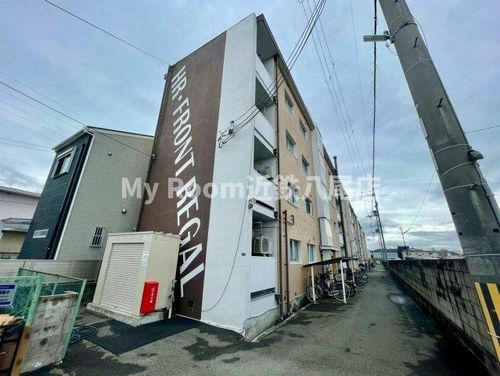 八尾マンションの外観