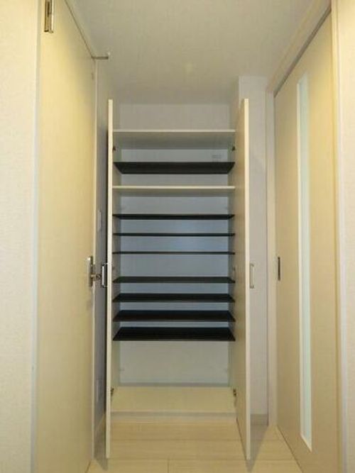 リデーレ西18丁目の内装