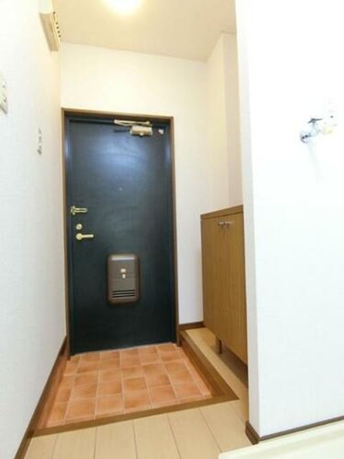 グランシャリオ ヒロ103の玄関