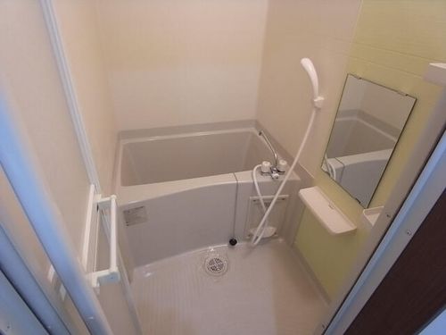 LISソフィア大東の風呂