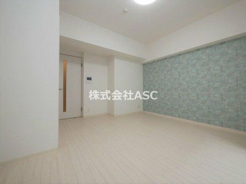 メインステージ心斎橋EASTの居間