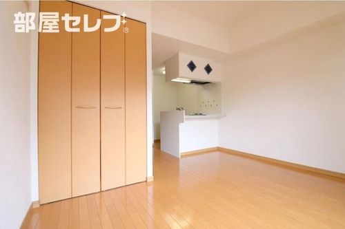 プレサンス名古屋駅前の内装