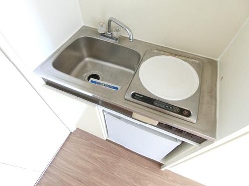 ReNaXia南摂津のキッチン