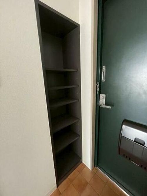 エイチ・ツー・オー河内長野210の内装