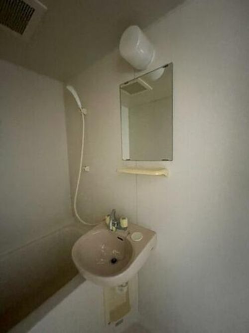 エイチ・ツー・オー河内長野210の内装