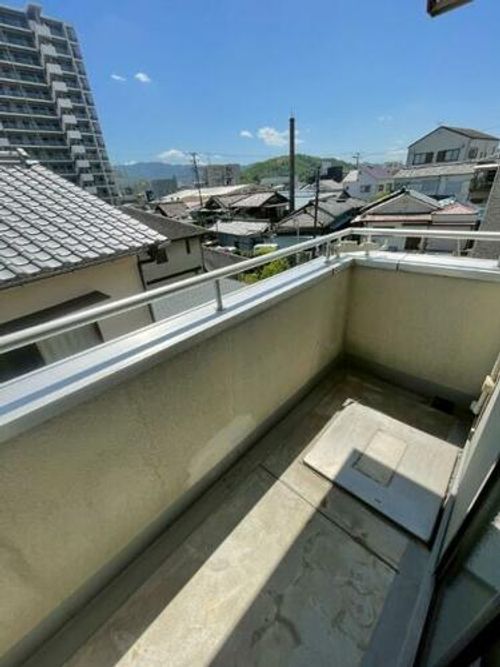 エイチ・ツー・オー河内長野210の内装