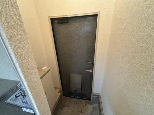 ディアス北町101の玄関