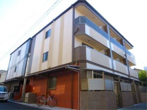 エスコート鶴橋の外観