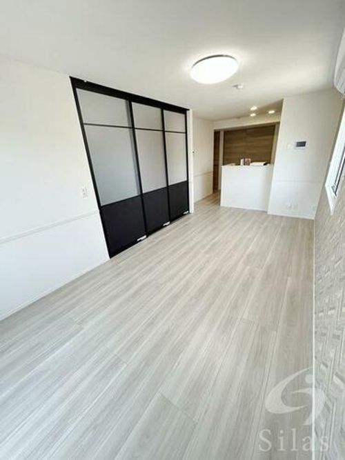 兵庫県尼崎市七松町1丁目(アパート)の賃貸物件の居間