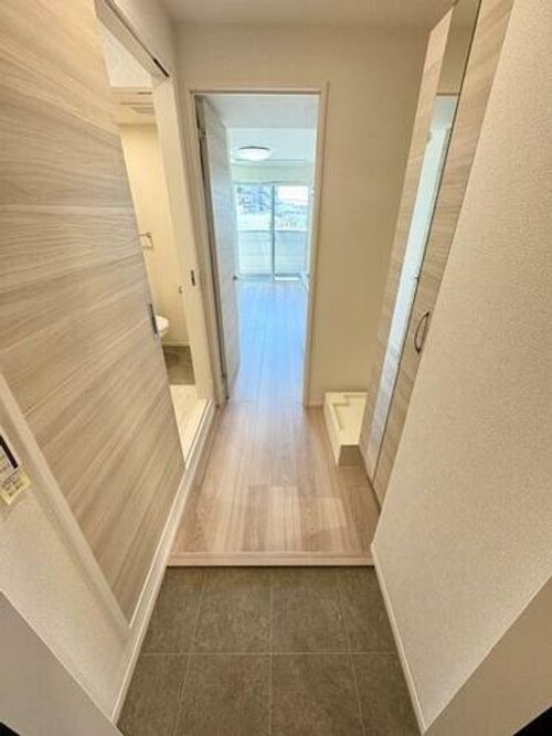 大阪府豊中市庄内西町3丁目(マンション)の賃貸物件の玄関