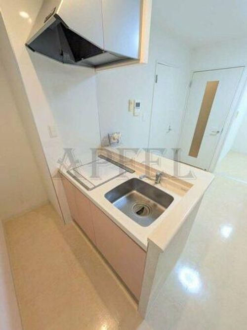 ONLYONE梅田北のキッチン