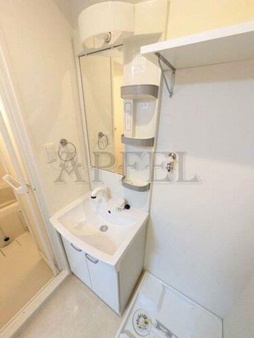 ONLYONE梅田北の内装