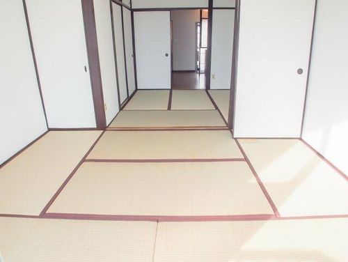 ブルーハイツ塩屋の内装