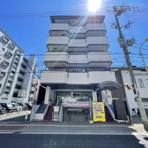 グランドハイツカワハラの外観
