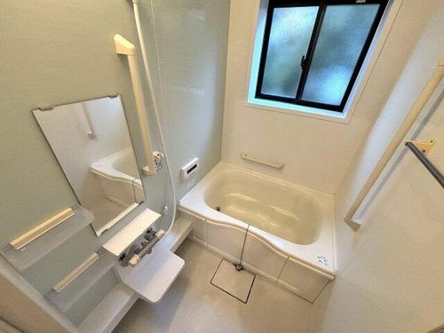 大阪府羽曳野市羽曳が丘西1丁目(一戸建)の賃貸物件の風呂