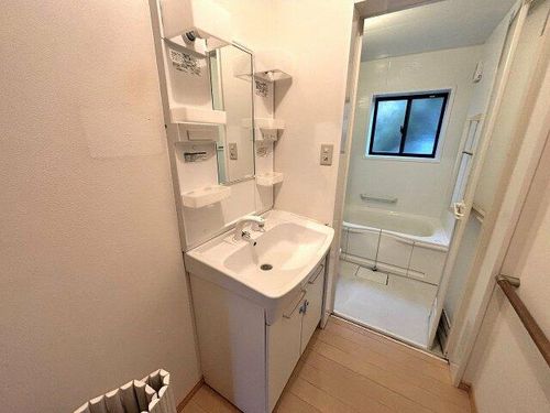 大阪府羽曳野市羽曳が丘西1丁目(一戸建)の賃貸物件の内装