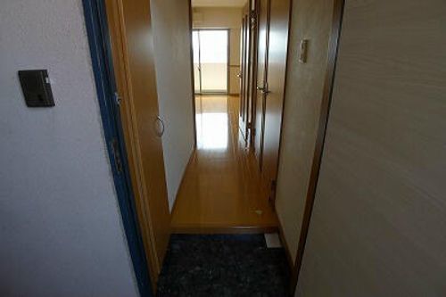 福岡県北九州市八幡西区陣原3丁目(マンション)の賃貸物件の玄関