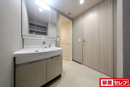 メイクスアート金山SOUTH707の内装