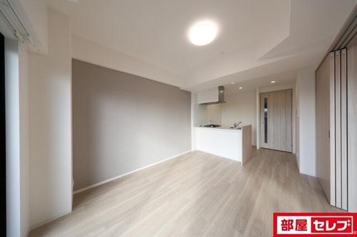 メイクスアート金山SOUTH807の内装