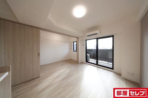メイクスアート金山SOUTH807の内装